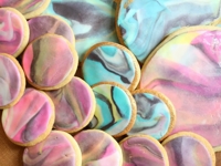 A Kailo Chic Life Marbled Cookies